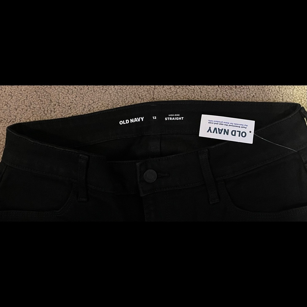 Old Navy Straight Leg Jeans NWT